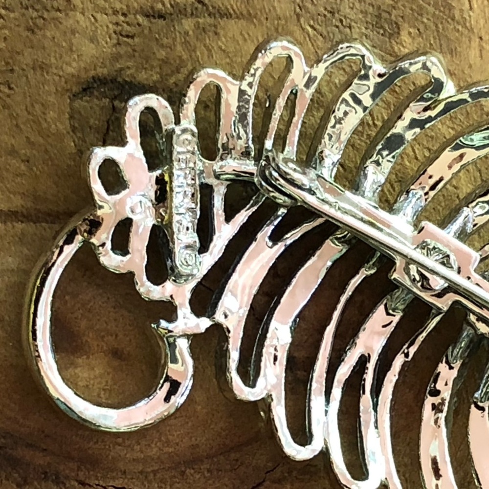 Vintage Gerry’s silver-tone fern/leaf brooch from late 50’s/early 60’s - Picture 7 of 9